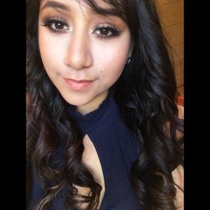 Meet your Posher, Miriam